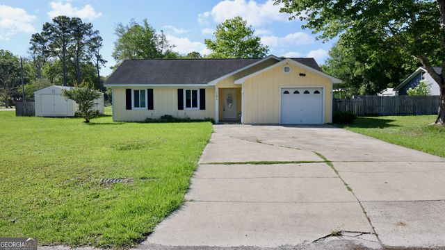 101 Willow Lake Drive, Kingsland, GA 31548