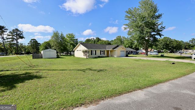 101 Willow Lake Drive, Kingsland, GA 31548