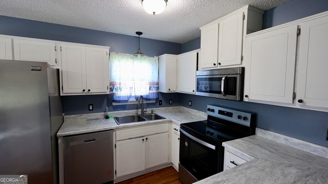 101 Willow Lake Drive, Kingsland, GA 31548