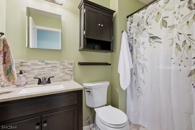 138 Sunnyvale Ct, Franklin Twp., NJ 08873