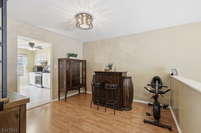 138 Sunnyvale Ct, Franklin Twp., NJ 08873