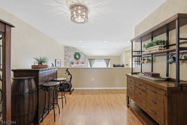 138 Sunnyvale Ct, Franklin Twp., NJ 08873