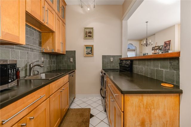 385 Westminster Street 4C, Providence, RI 02903