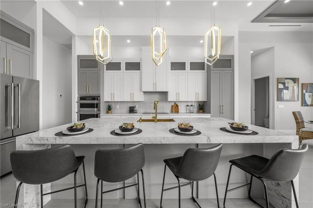 5333 Majestic CT, Cape Coral, FL 33904