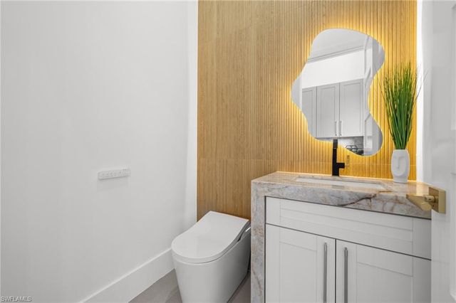 5333 Majestic CT, Cape Coral, FL 33904