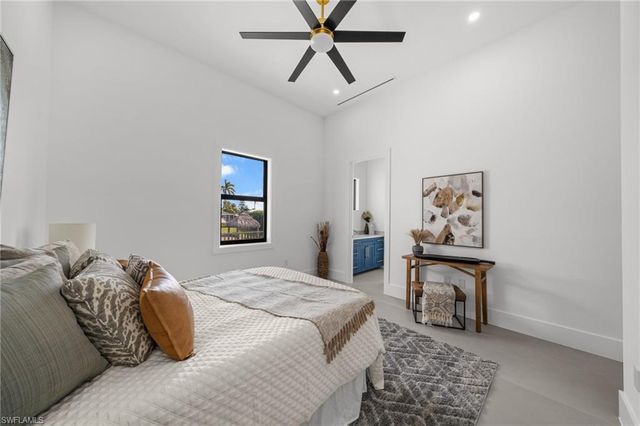 5333 Majestic CT, Cape Coral, FL 33904