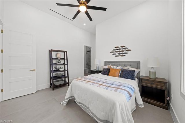 5333 Majestic CT, Cape Coral, FL 33904