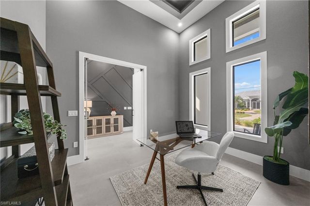 5333 Majestic CT, Cape Coral, FL 33904