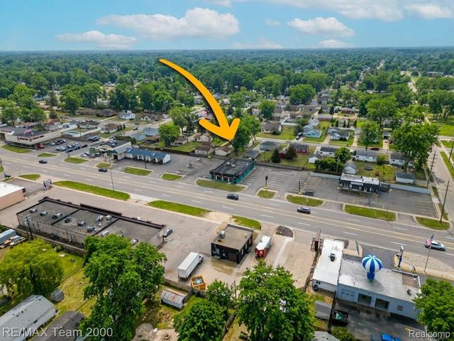 33729 Ford Road, Garden City, MI 48135