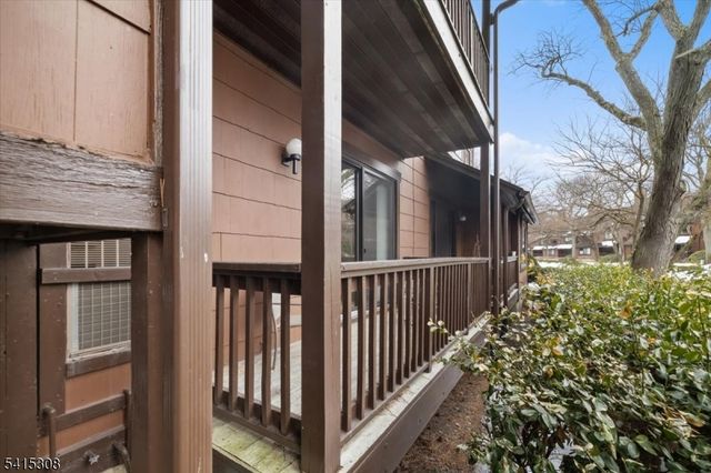 117 Sunset Ky, Secaucus Town, NJ 07094