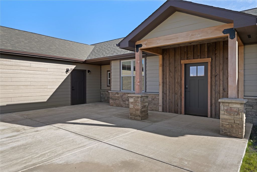 1012 Sagebrush Lane, Deer Lodge, MT 59722 photo 3