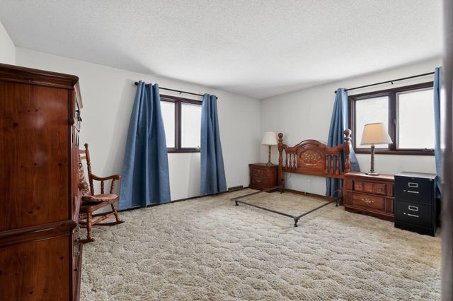 8730 Summit Drive, Eden Prairie, MN 55347