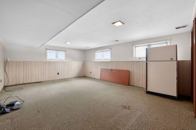 8730 Summit Drive, Eden Prairie, MN 55347