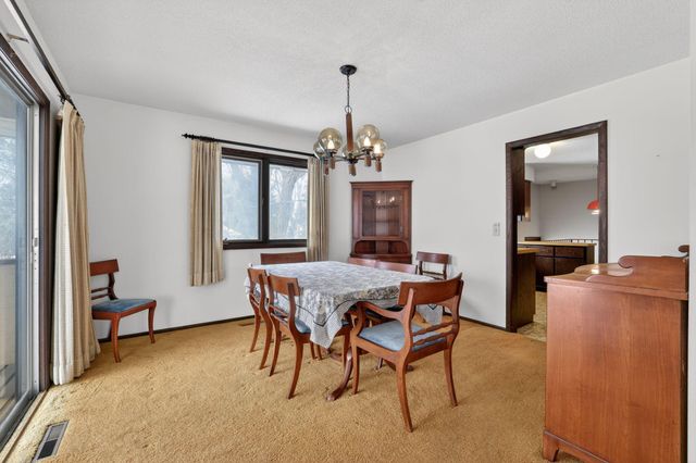 8730 Summit Drive, Eden Prairie, MN 55347