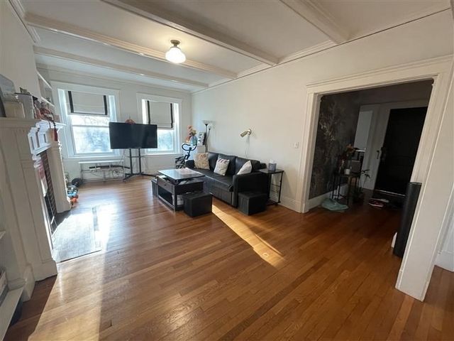 183 Babcock Street 3, Brookline, MA 02446