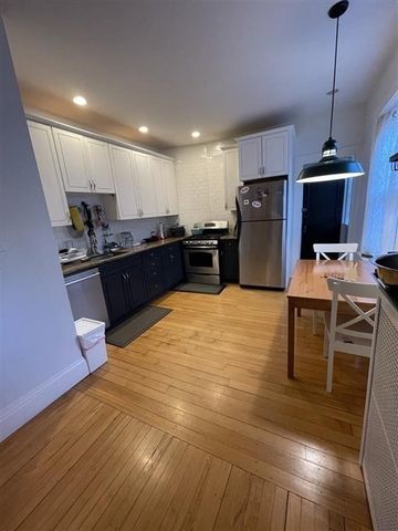 183 Babcock Street 3, Brookline, MA 02446