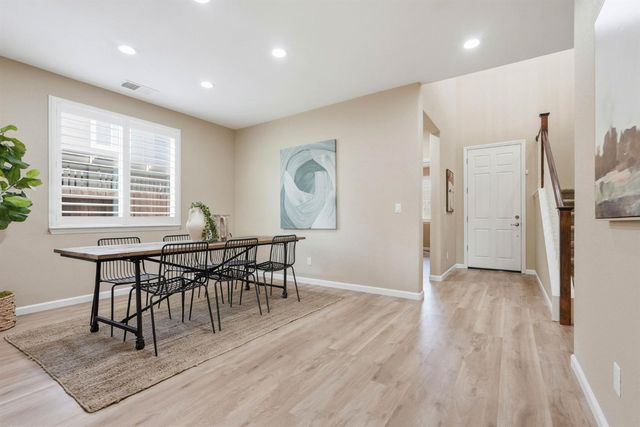 1105 Branston Dr, Roseville, CA 95747