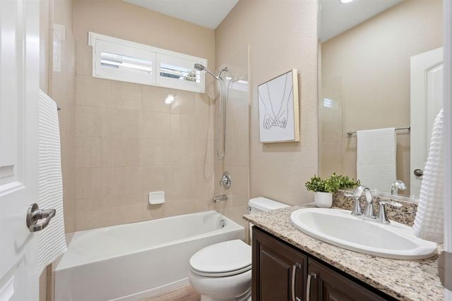 1105 Branston Dr, Roseville, CA 95747