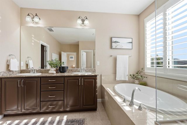 1105 Branston Dr, Roseville, CA 95747