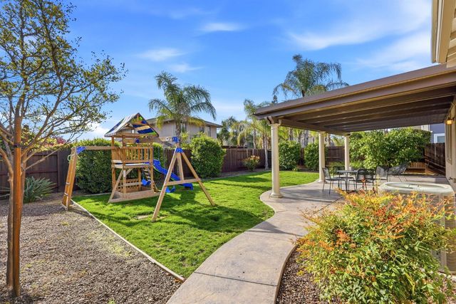 1105 Branston Dr, Roseville, CA 95747