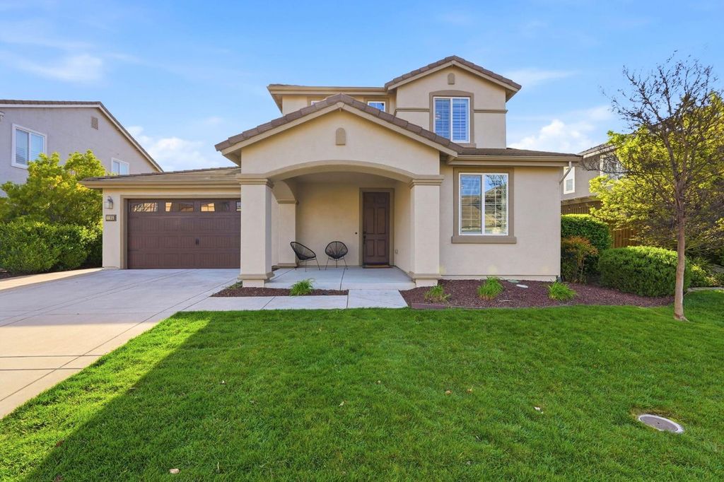 1105 Branston Dr, Roseville, CA 95747