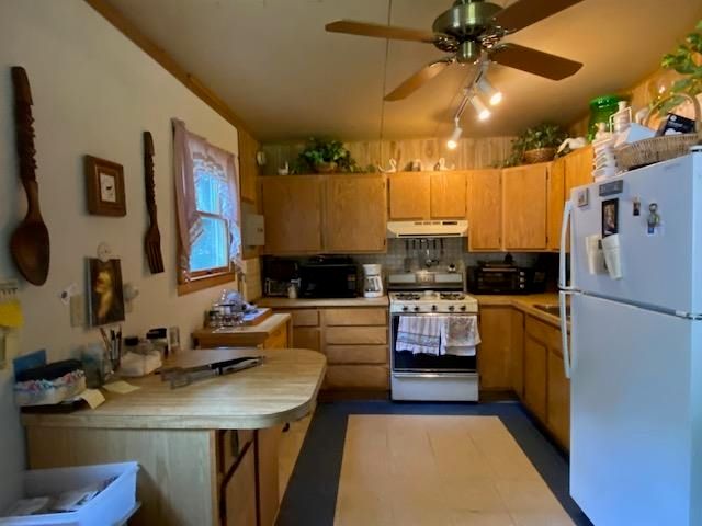 126 Crescent Lake Road, Acworth, NH 03601