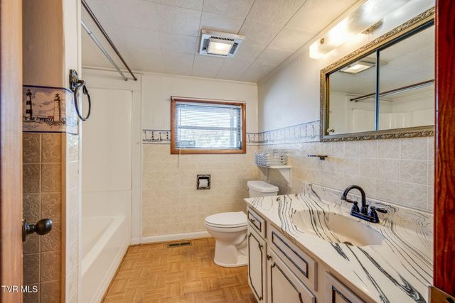 1636 Redwood Drive, Kingsport, TN 37664