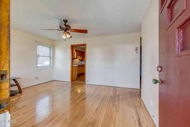 1636 Redwood Drive, Kingsport, TN 37664