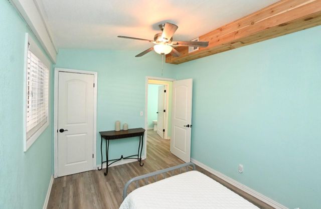 190 Barracuda, Bayou Vista, TX 77563