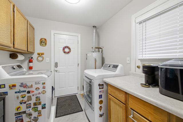 1321 Cumberland Circle E, Elk Grove Village, IL 60007
