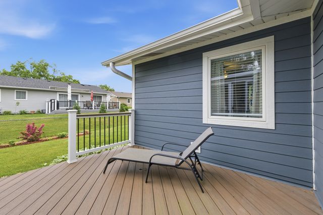 1321 Cumberland Circle E, Elk Grove Village, IL 60007