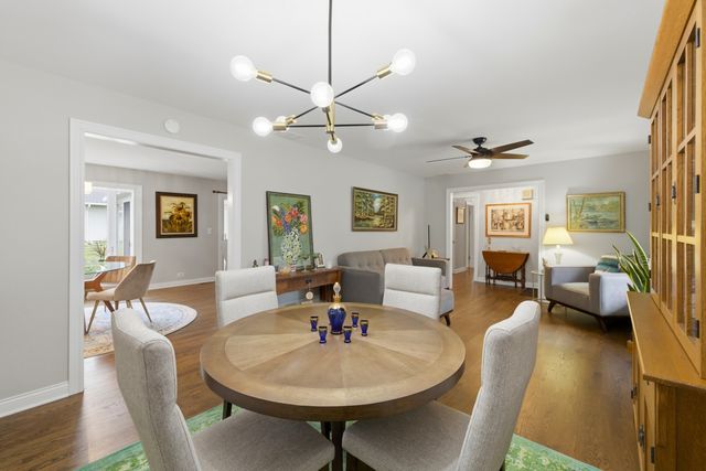 1321 Cumberland Circle E, Elk Grove Village, IL 60007