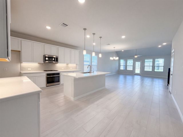 3704 Bluestem Boulevard, Argyle, TX 76226