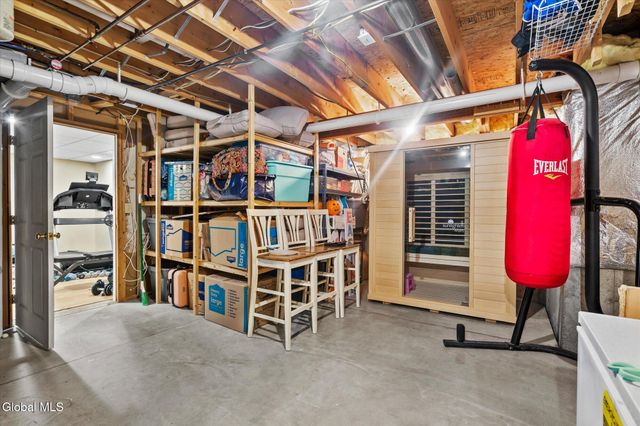 7 Hyde Court, Queensbury, NY 12804