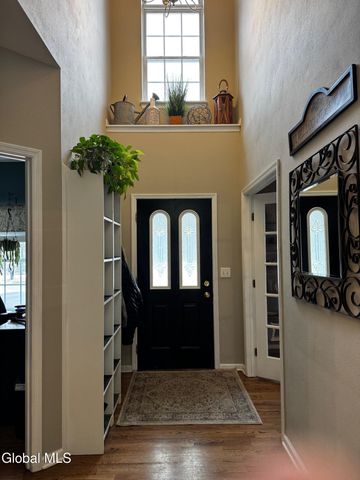 7 Hyde Court, Queensbury, NY 12804