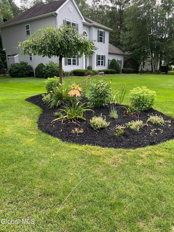 7 Hyde Court, Queensbury, NY 12804