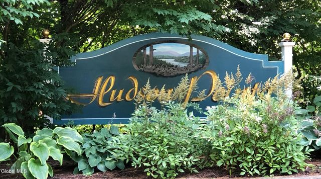 7 Hyde Court, Queensbury, NY 12804