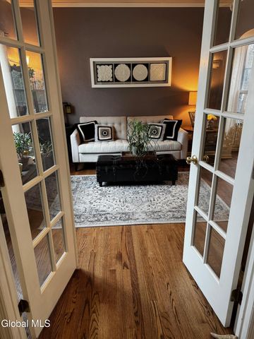 7 Hyde Court, Queensbury, NY 12804