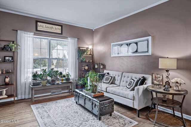 7 Hyde Court, Queensbury, NY 12804