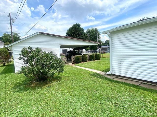 25 N Myra Street, Worthington, IN 47471