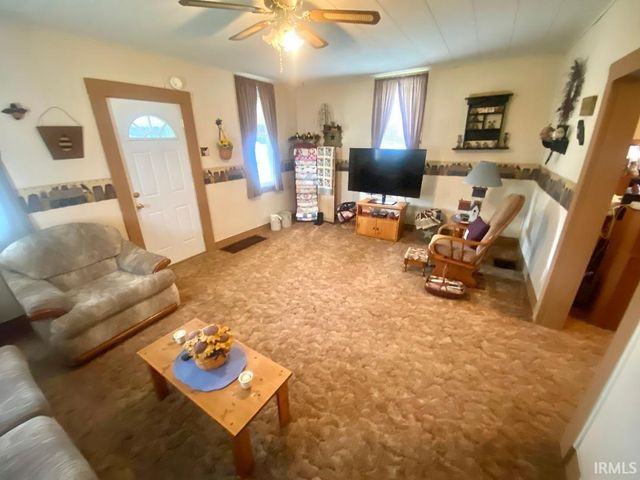 25 N Myra Street, Worthington, IN 47471