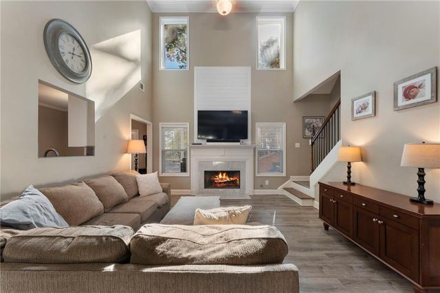 732 E Jefferson Street, Hoschton, GA 30548