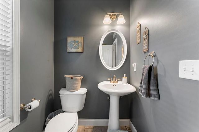 732 E Jefferson Street, Hoschton, GA 30548