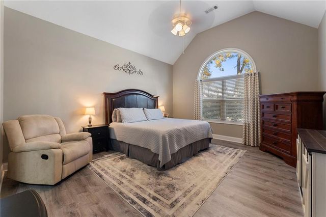 732 E Jefferson Street, Hoschton, GA 30548