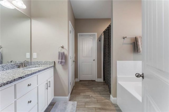 732 E Jefferson Street, Hoschton, GA 30548