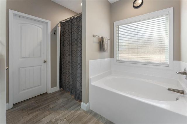 732 E Jefferson Street, Hoschton, GA 30548