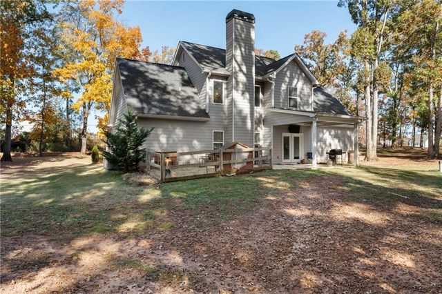 732 E Jefferson Street, Hoschton, GA 30548