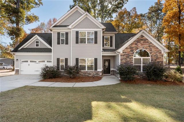 732 E Jefferson Street, Hoschton, GA 30548