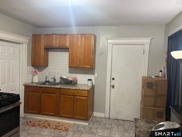 19-21 Moore Avenue, East Hartford, CT 06108