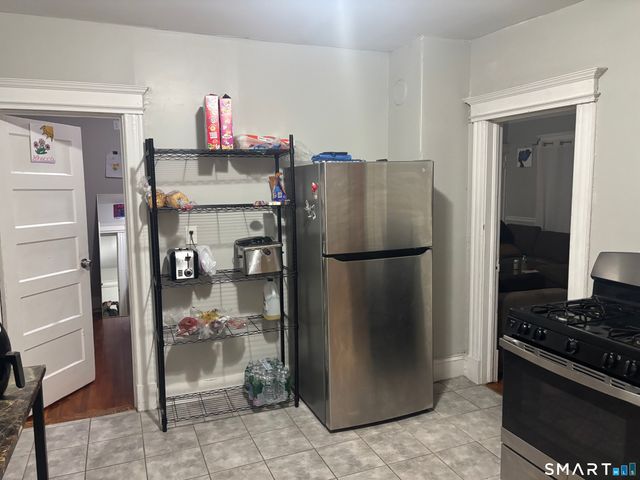 19-21 Moore Avenue, East Hartford, CT 06108